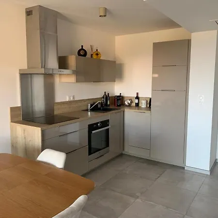 Superbe T2 Avec Terrasse דירה
